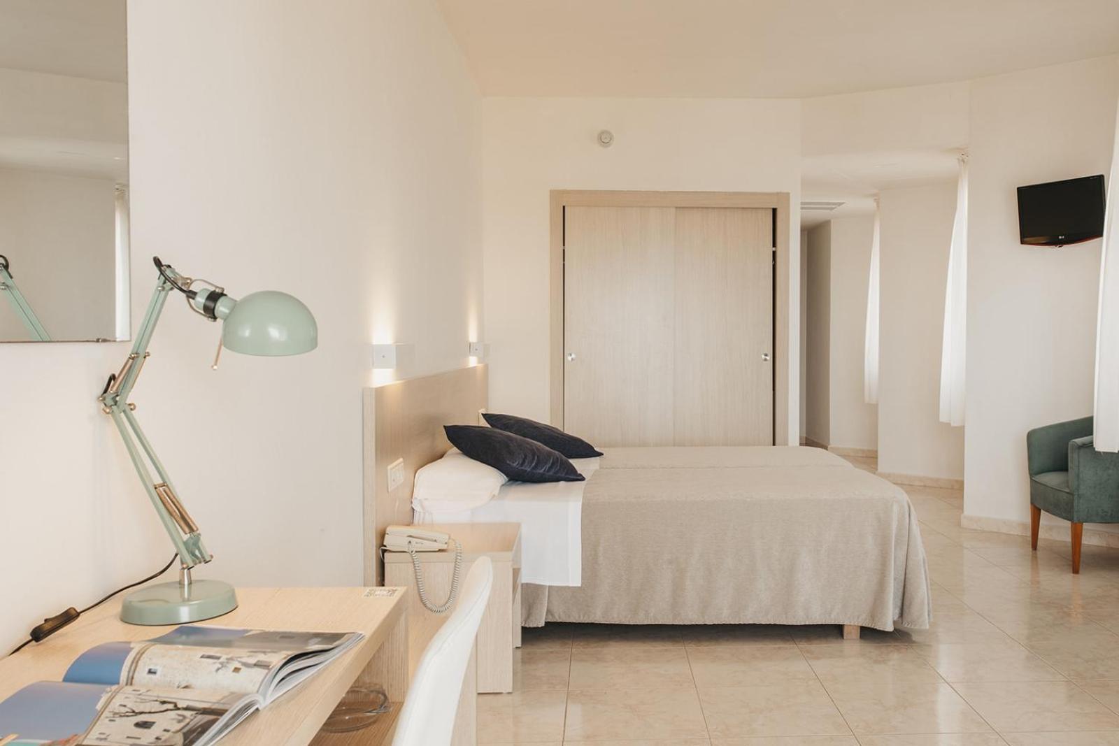Hotel Xaloc Playa Punta Prima  Habitación foto